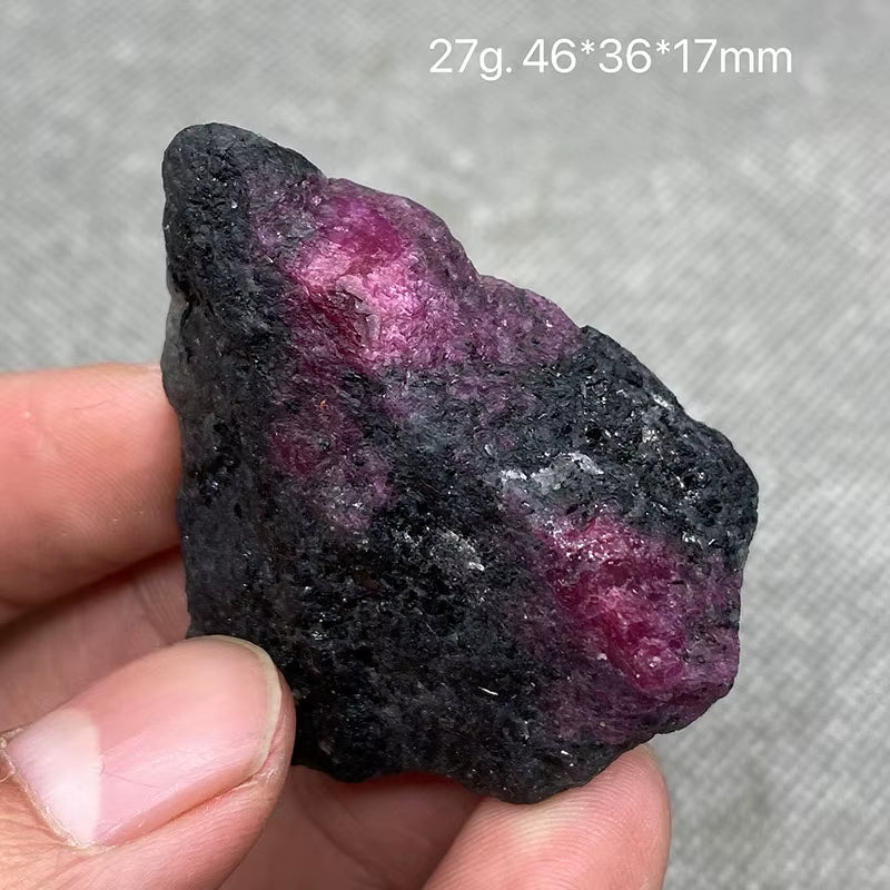 Best! 100% Natural Myanmar Fluorescent Ruby Rough Mineral Stones and Crystals Healing Crystals Quartz Gemstones +Box 35Mm