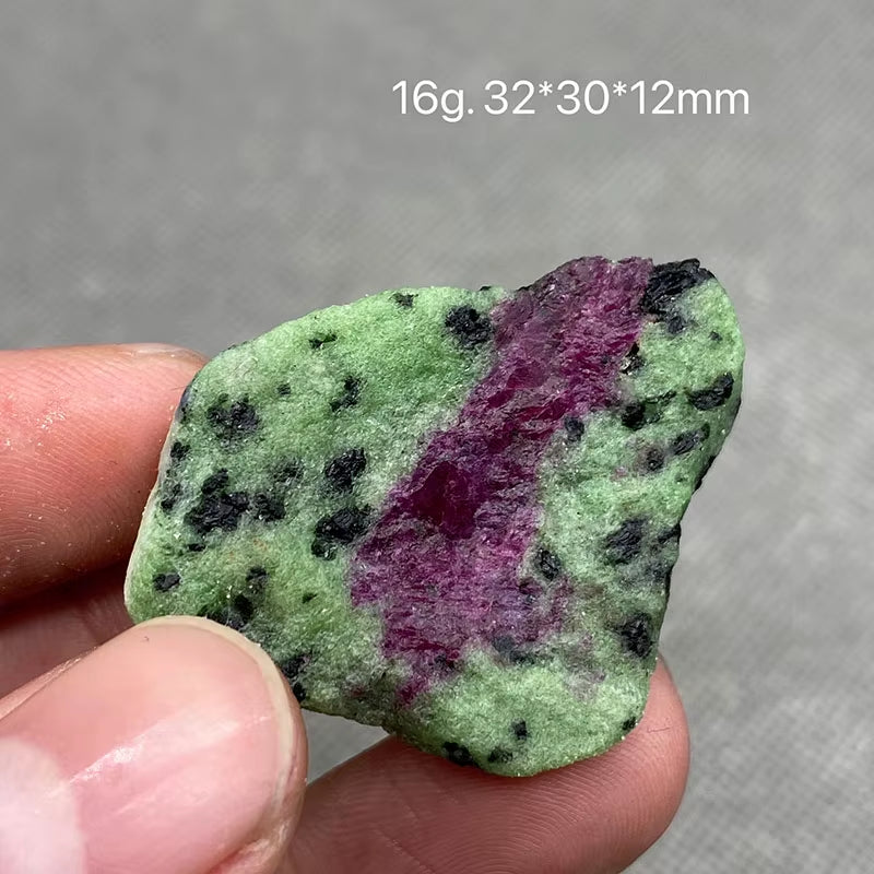 Best! 100% Natural Myanmar Fluorescent Ruby Rough Mineral Stones and Crystals Healing Crystals Quartz Gemstones +Box 35Mm