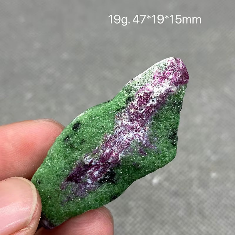 Best! 100% Natural Myanmar Fluorescent Ruby Rough Mineral Stones and Crystals Healing Crystals Quartz Gemstones +Box 35Mm